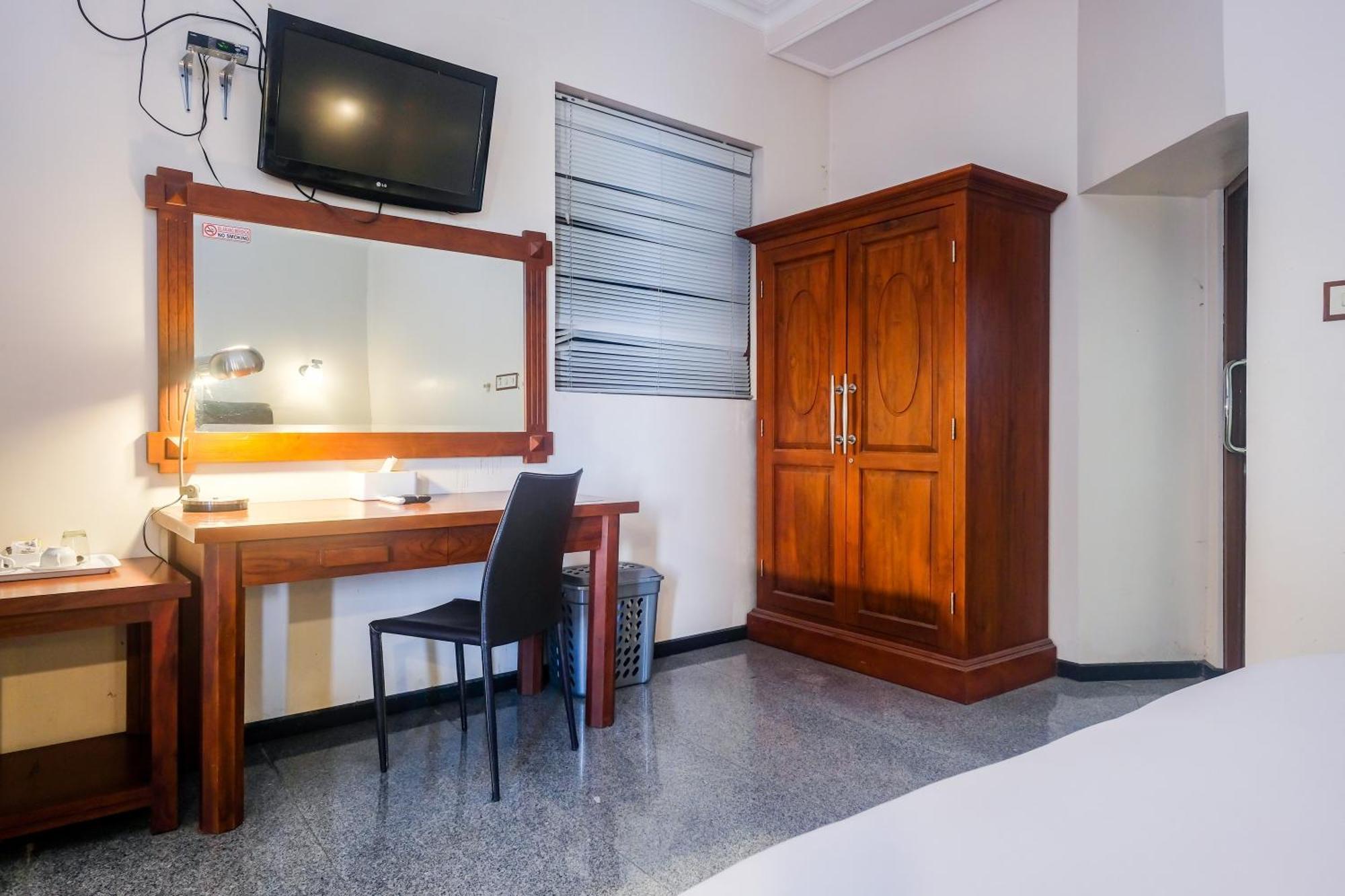 โอมาห์ ปารี บูติกโฮเต็ล Hotel ยอกยาการ์ตา ภายนอก รูปภาพ